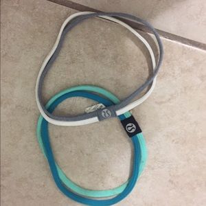 set of two lululemon headbands